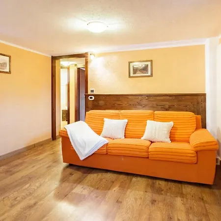 Lägenhet Hellochalet_foyer Orange